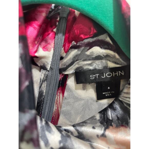 St. John High Neck Floral Sleeveless Blouse Sz 6 - Picture 4 of 5